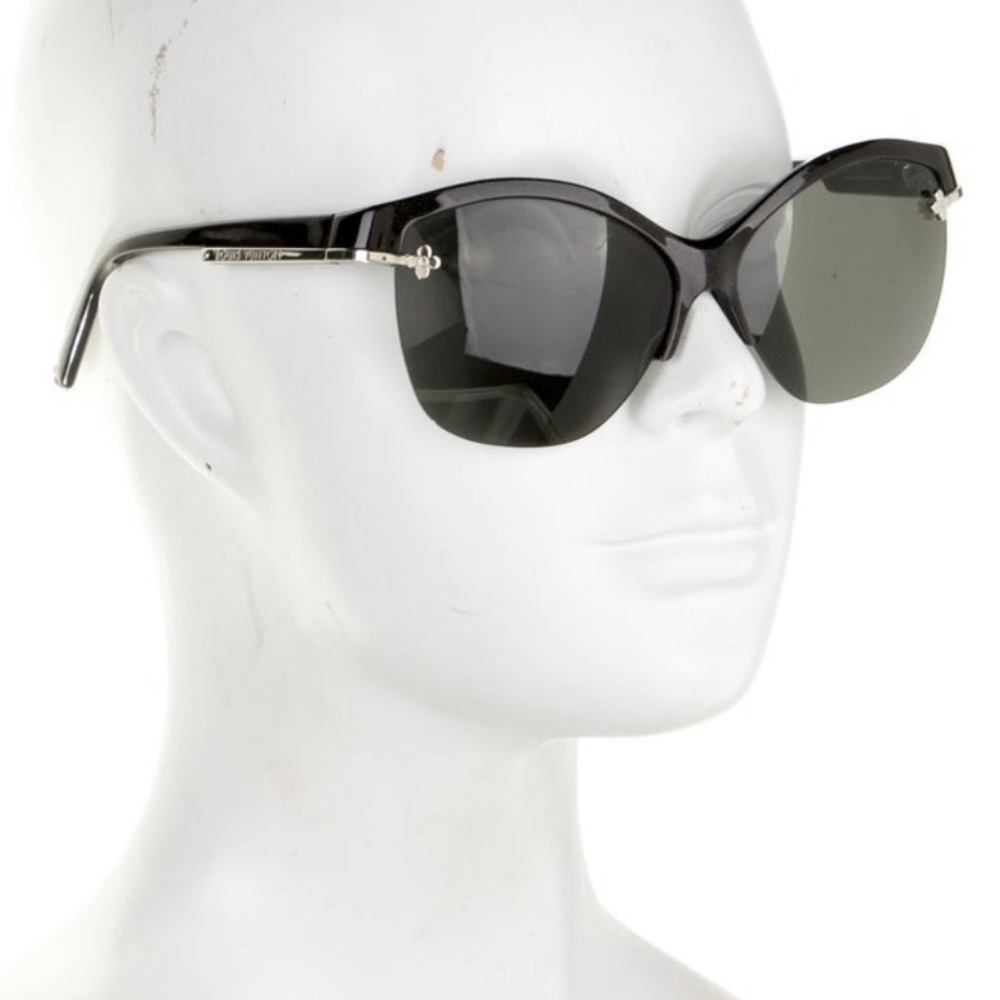 Stylish Black Sunglasses